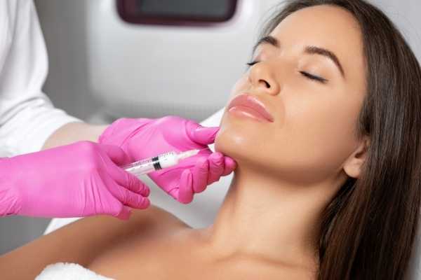 FAQs: Fat Dissolving Injections (Aqualyx & Alternatives) Burton upon Trent